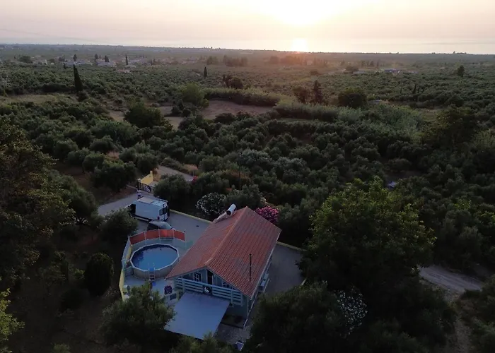 The Cabin, Kyparissia