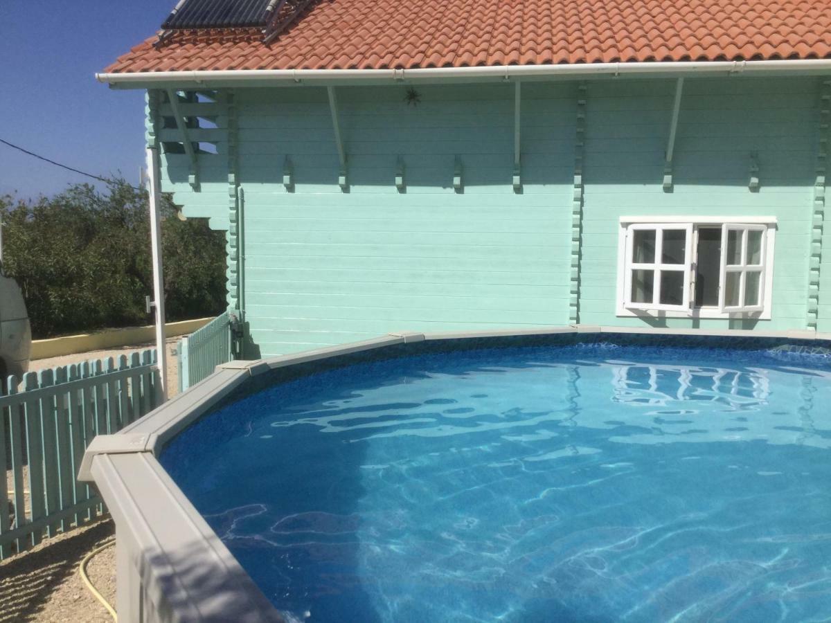 Дом отдыха The Cabin,