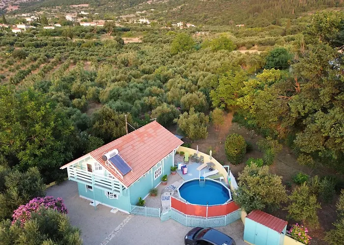The Cabin, Kyparissia